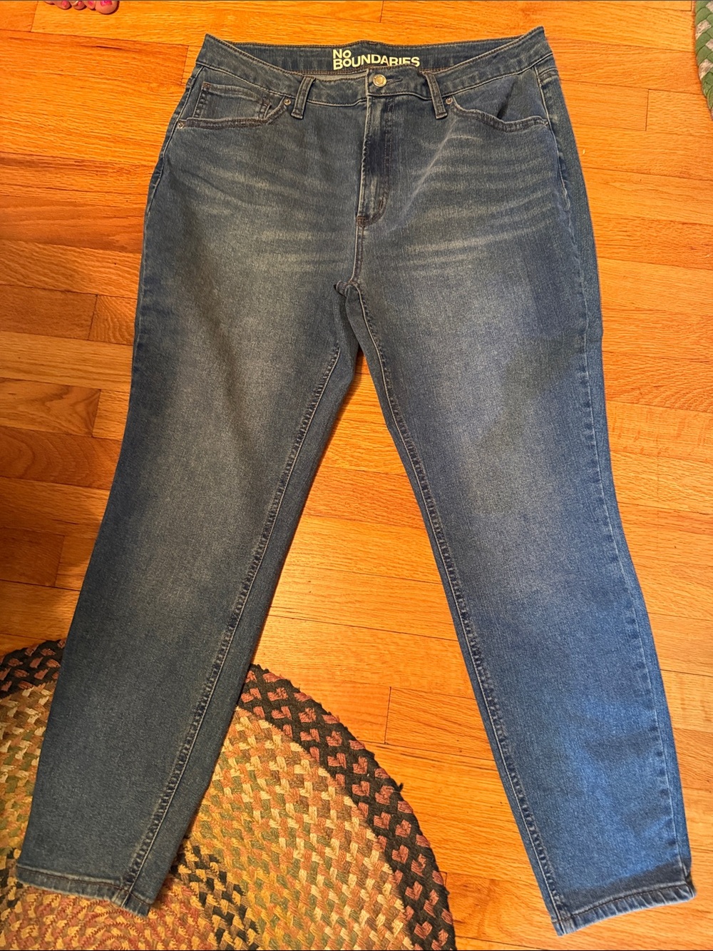 No Boundaries Women's Medium Blue High-Rise Skinny Jeans